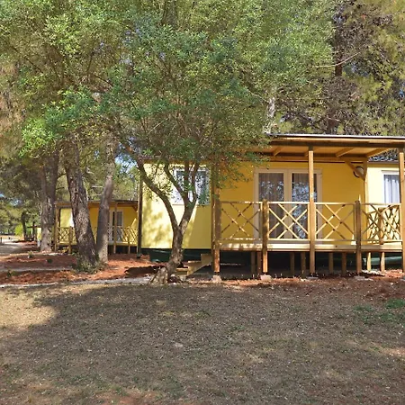 Casa de Férias Holiday Camping Pineta.4 Fažana